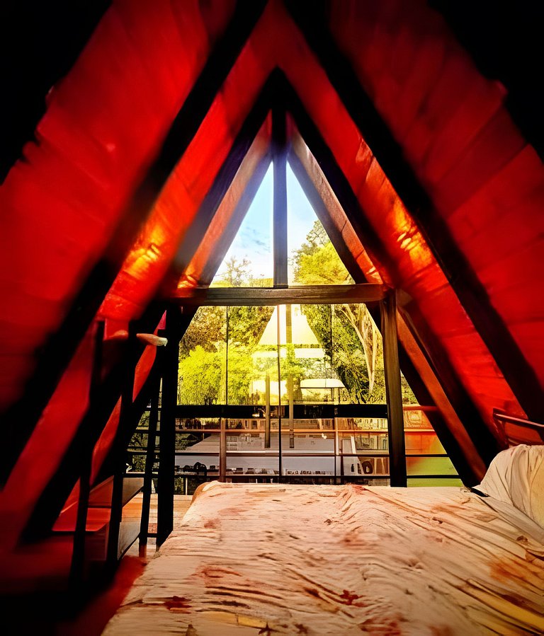 Chalé Recanto — cabana A-frame próxima ao lago com ofurô e c