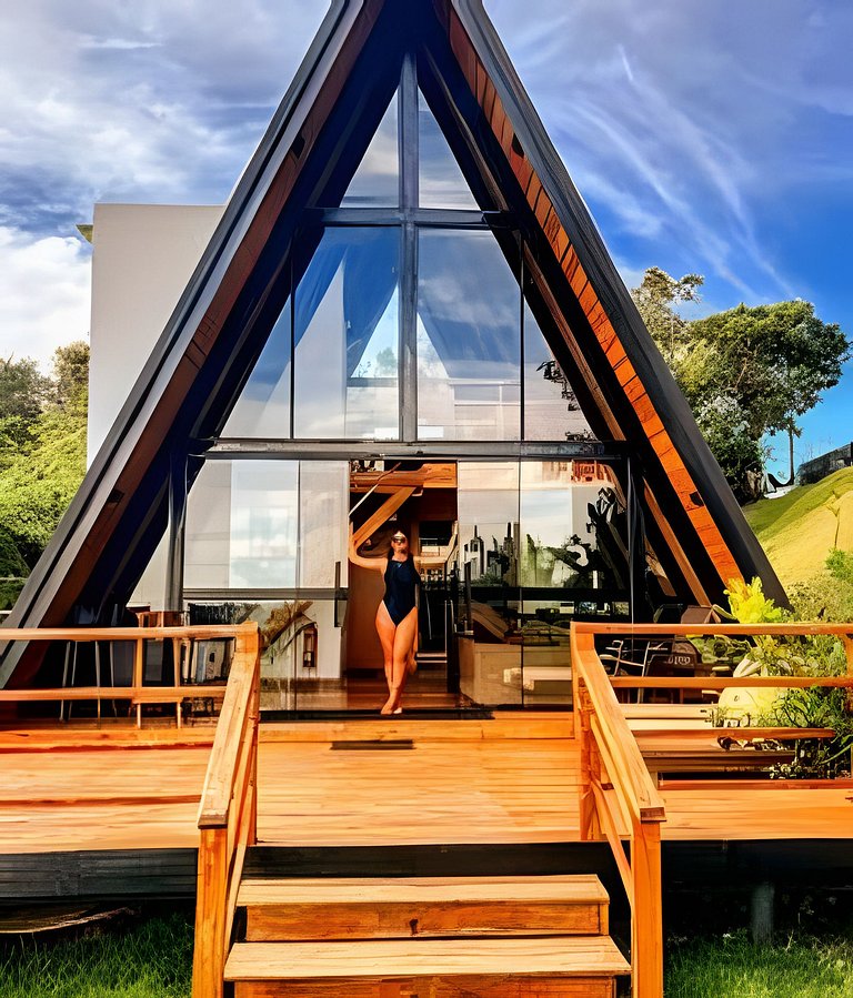 Chalé Recanto — cabana A-frame próxima ao lago com ofurô e c