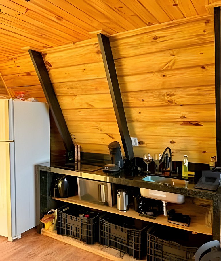 Chalé Recanto — cabana A-frame próxima ao lago com ofurô e c