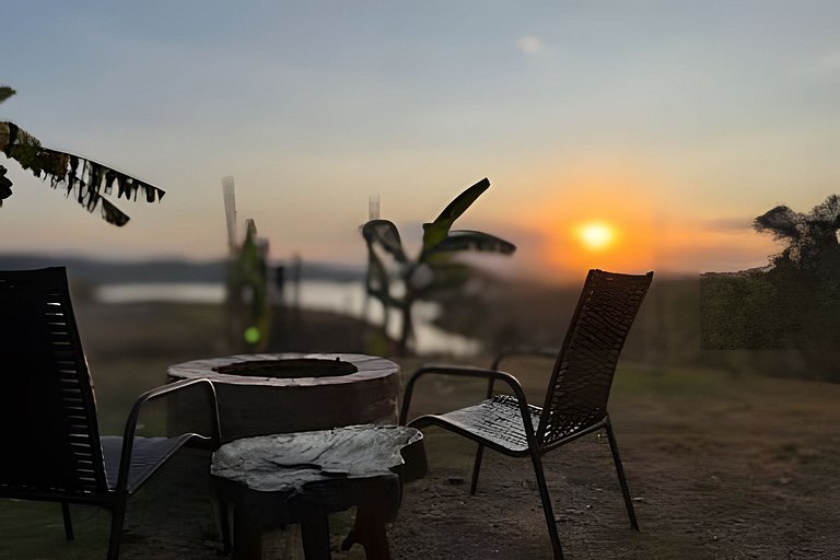 Chalé Recanto — cabana A-frame próxima ao lago com ofurô e c