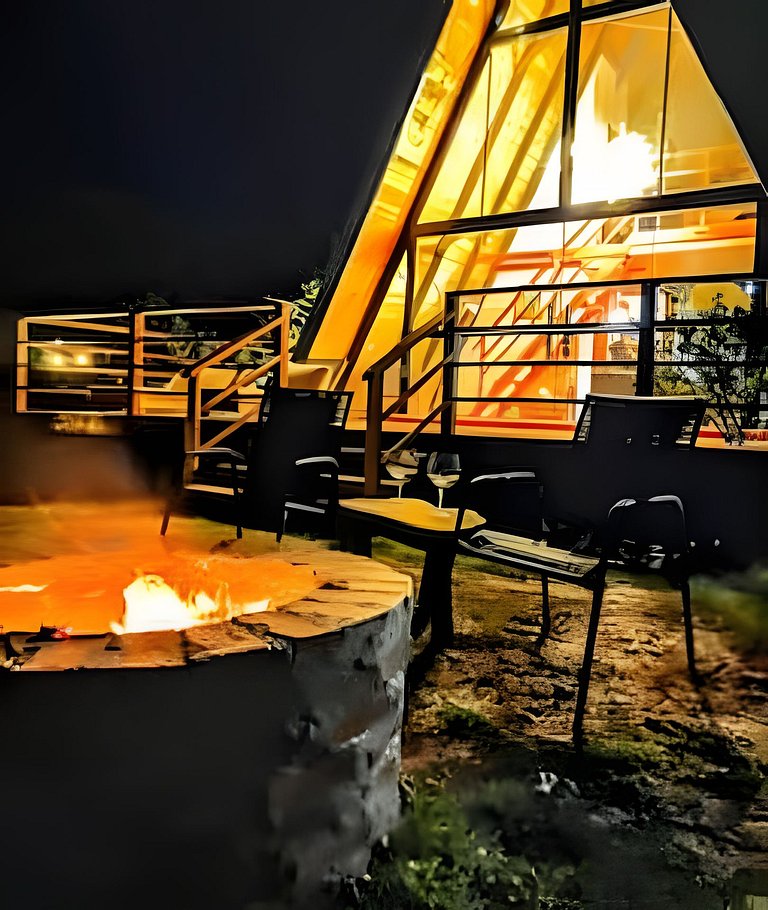 Chalé Recanto — cabana A-frame próxima ao lago com ofurô e c