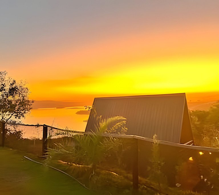 Chalé Recanto — cabana A-frame próxima ao lago com ofurô e c