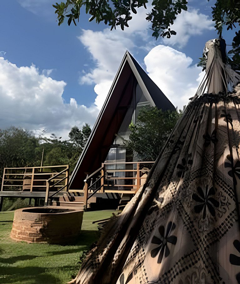 Chalé Recanto — cabana A-frame próxima ao lago com ofurô e c